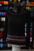 PULL NOIR ENCOLURE ET BAS MULTICOLORES OLIVIER PHILIPS